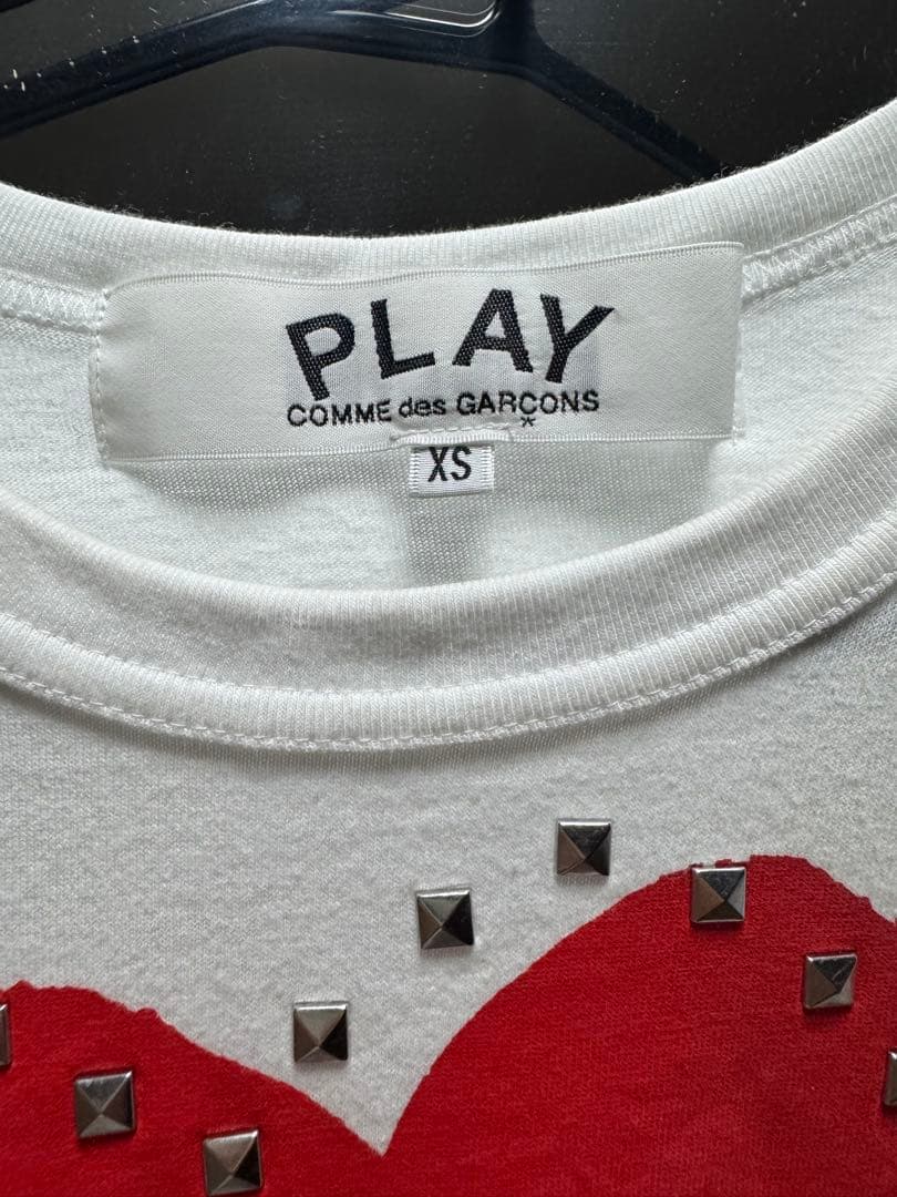 PLAY COMME des GARÇONS ハートスタッズTシャツ