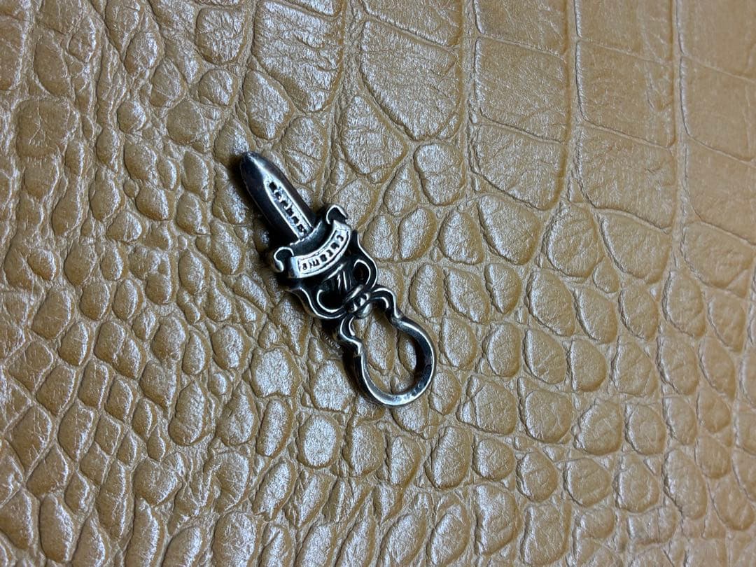 クロムハーツ ダガー 正規品 クロムハーツ ネックレス ファスナーの修理などに