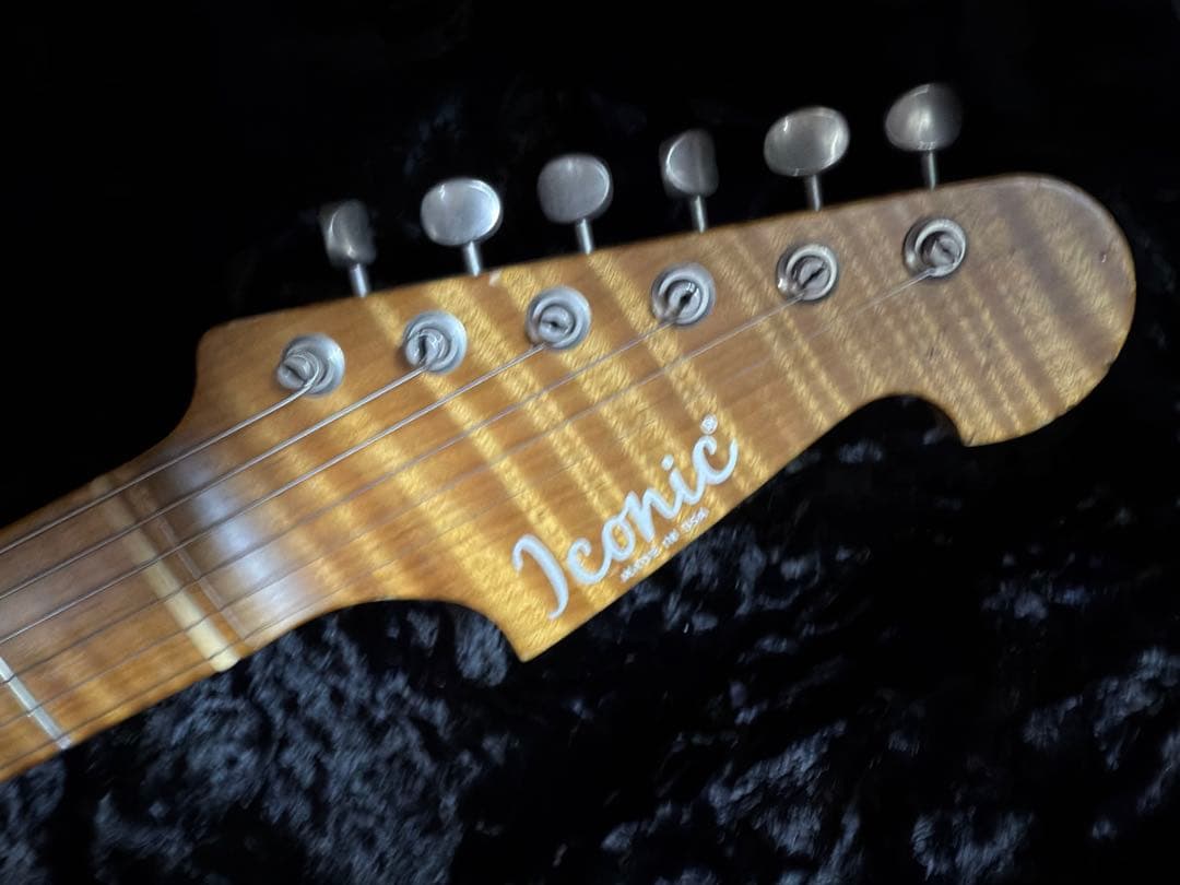O*A様 Iconic guitars Solana Vm sonic blue