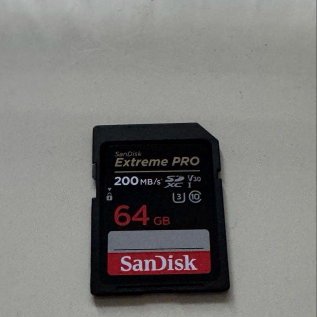 ⭐️Nikon D7500 18-140 VR レンズキット　SDカード付き⭐️