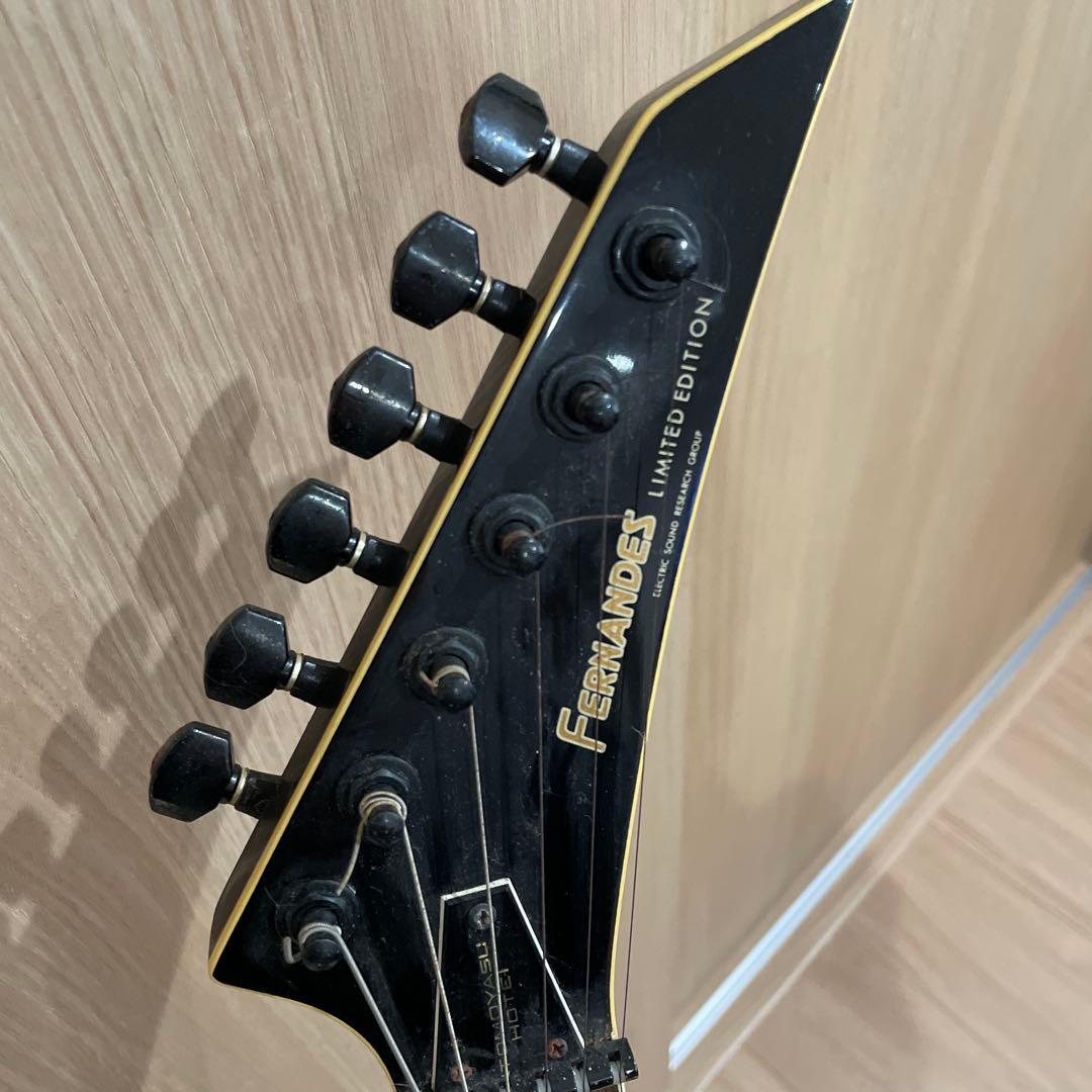 た*ぁ様 布袋モデル ギター フェルナンデス ジャンク品 訳あり 布袋寅泰