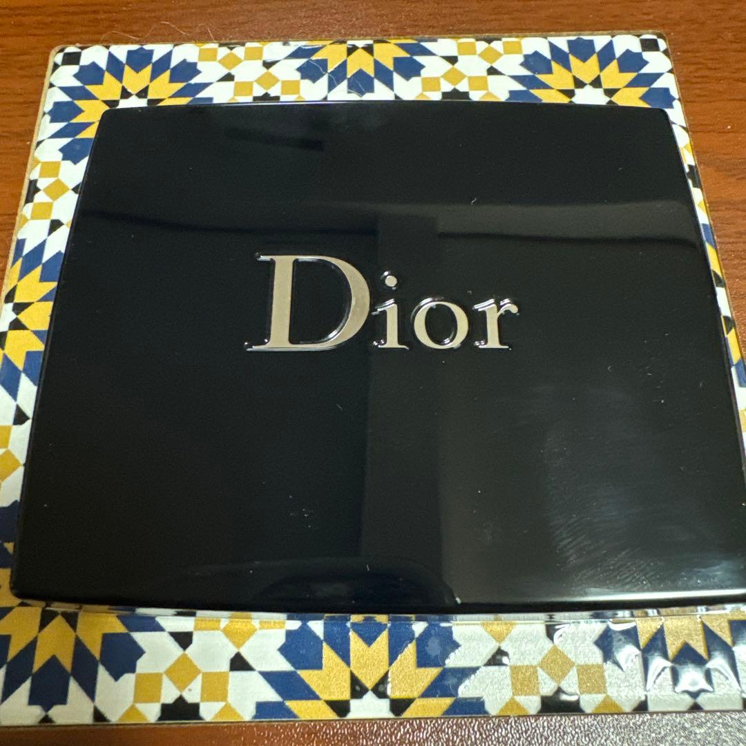 Christian Dior パウダーチーク ピンク ブラシ付き
