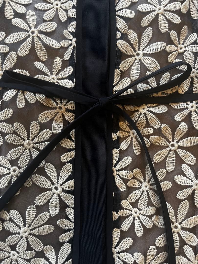 M'S GRACY 花柄刺繍 ノーカラースプリングコート 40