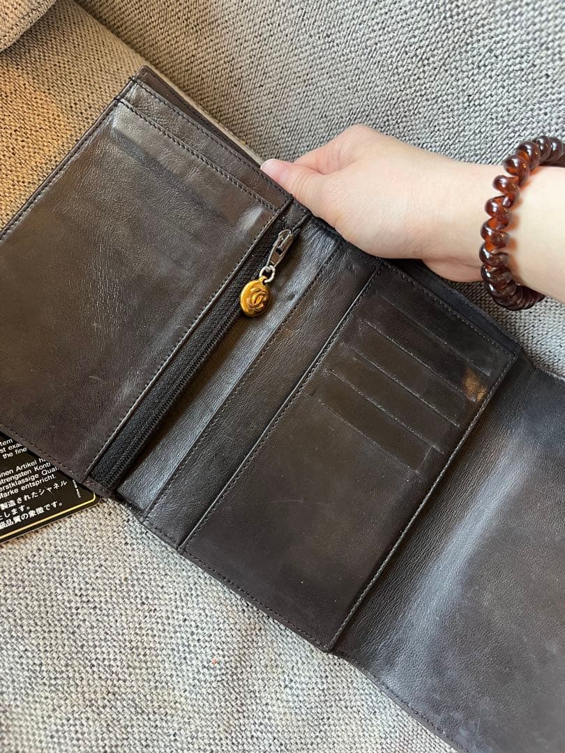 CHANEL ブラック 三つ折り財布 キャビアスキン
