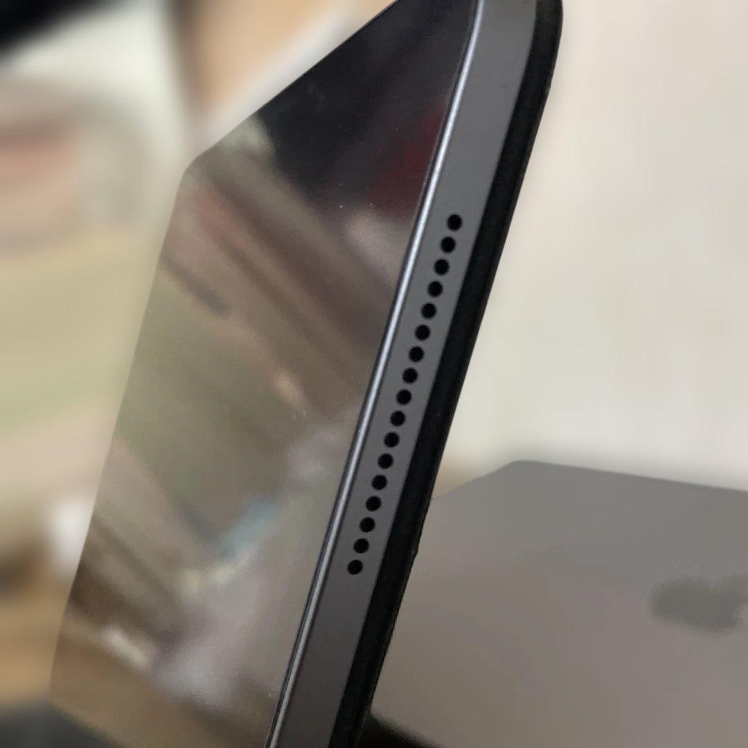 iPadPRO第四世代12.9インチ　256GB マジックキーボード
