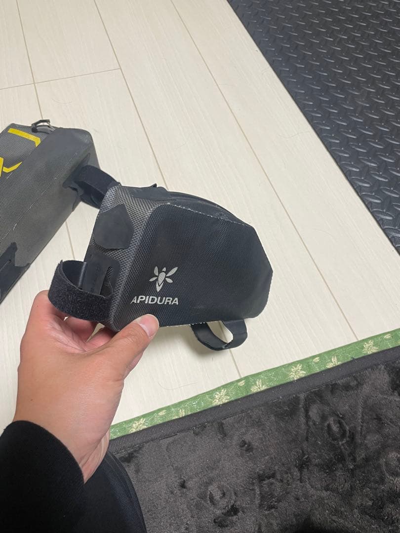 APIDURA フレームバッグとトップチューブバッグセット
