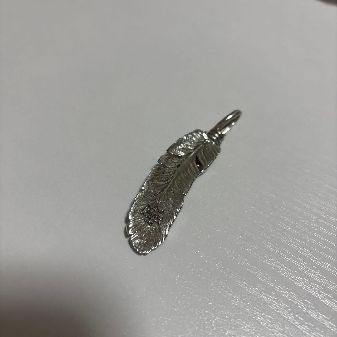 SAAD フェザーネックレス