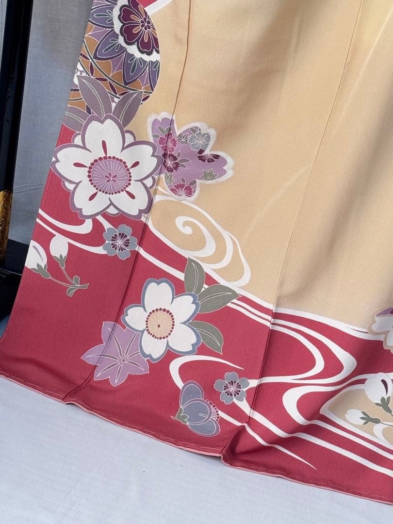 [極美品] 振袖　正絹　練色　ピンク　桜　成人式　卒業式　結婚式　大きめ　高身長