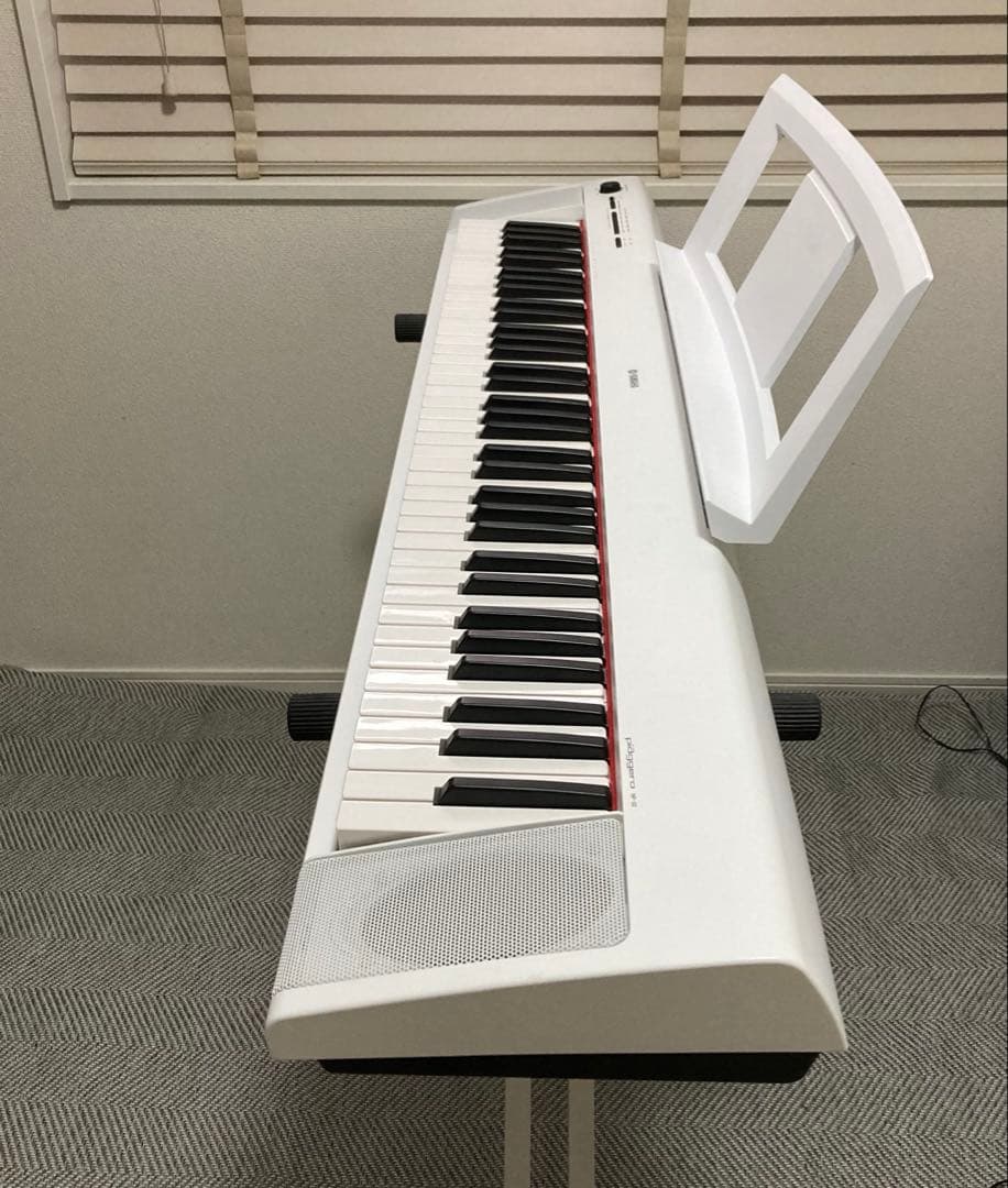 お値下げ！ヤマハ 76鍵盤 piaggero キーボード NP-32WH