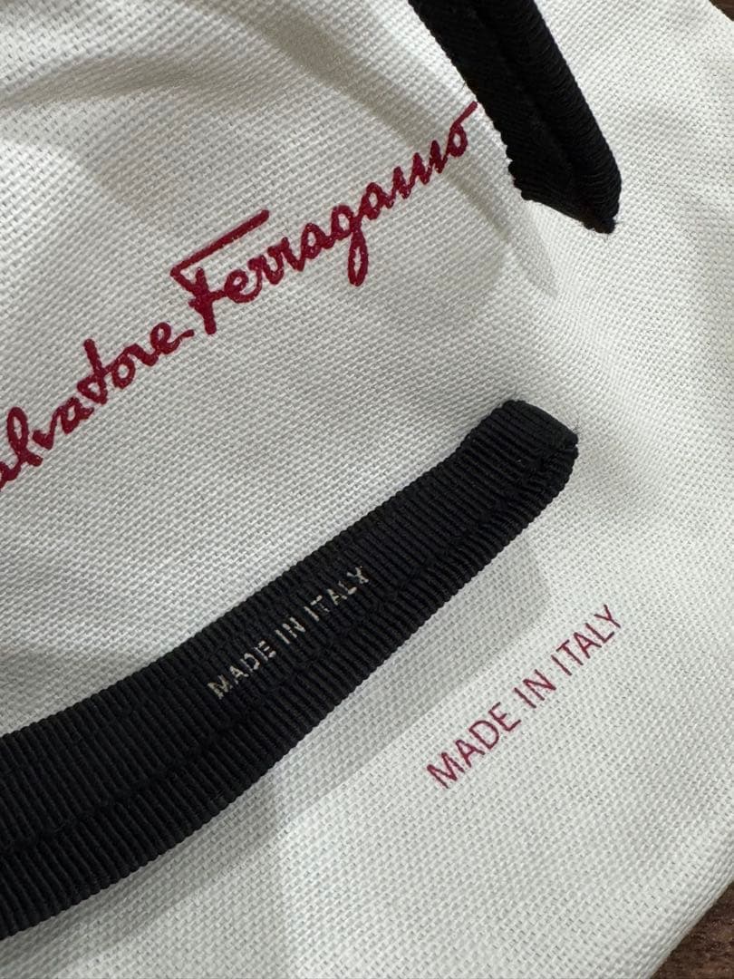 Salvatore Ferragamo クリスタル カチューシャ