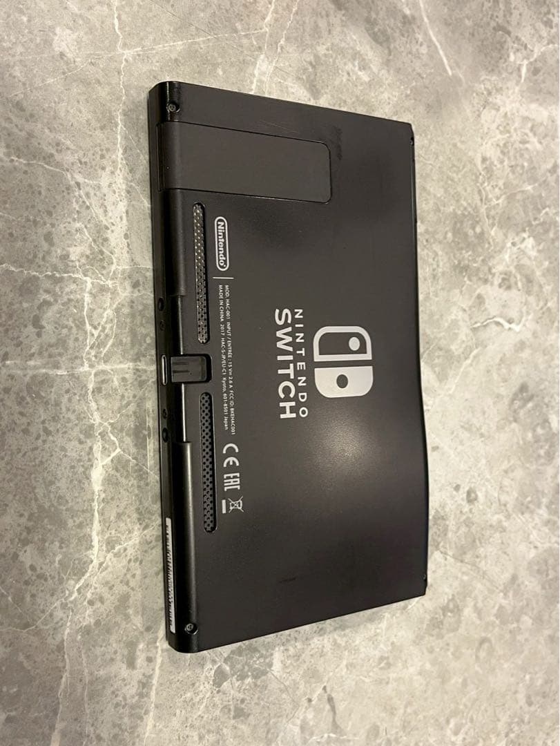 Nintendo Switch 本体 スイッチ　ニンテンドー