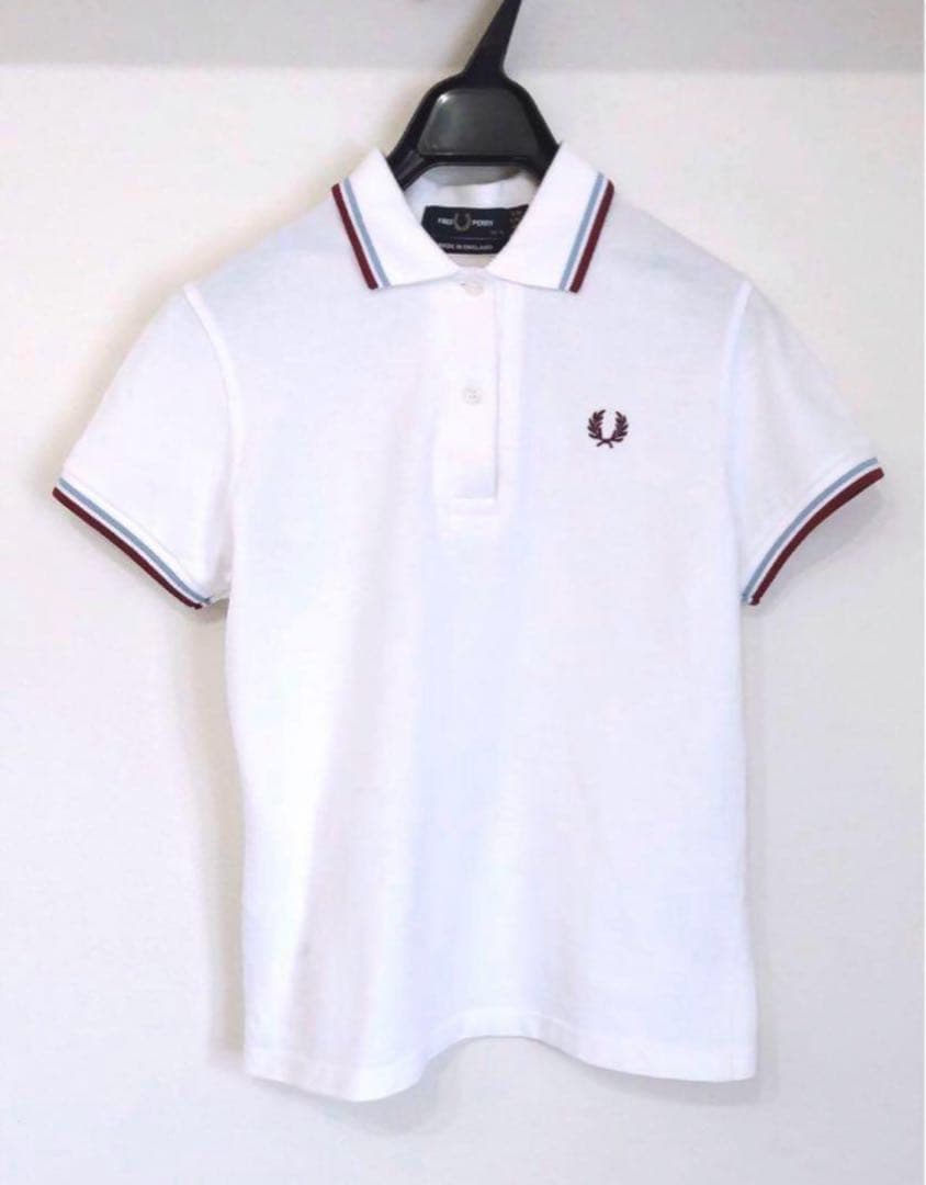 美品　FRED PERRY レディース　ポロシャツ　現行モデル　イングランド製