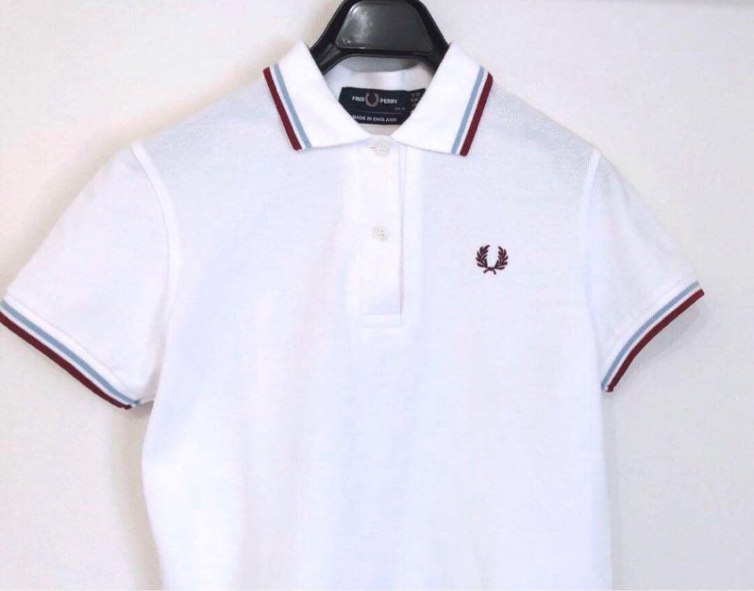 美品　FRED PERRY レディース　ポロシャツ　現行モデル　イングランド製
