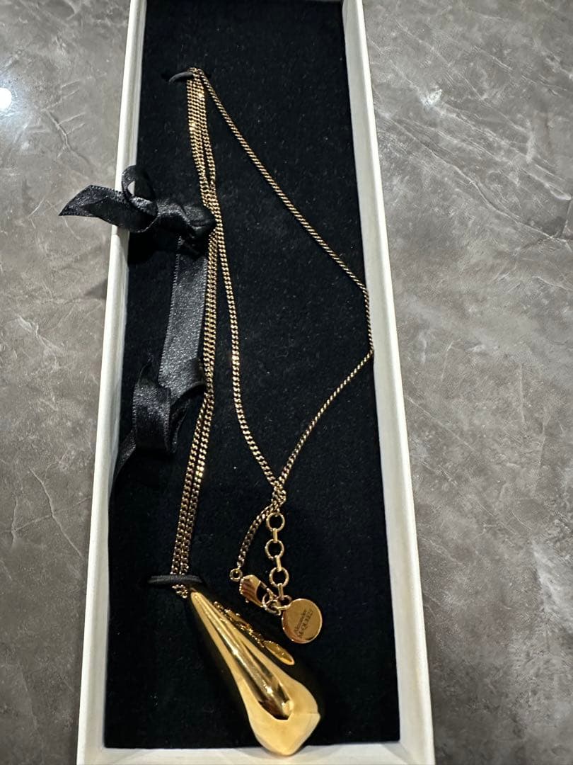 Alexander McQueen ペンダントネックレス