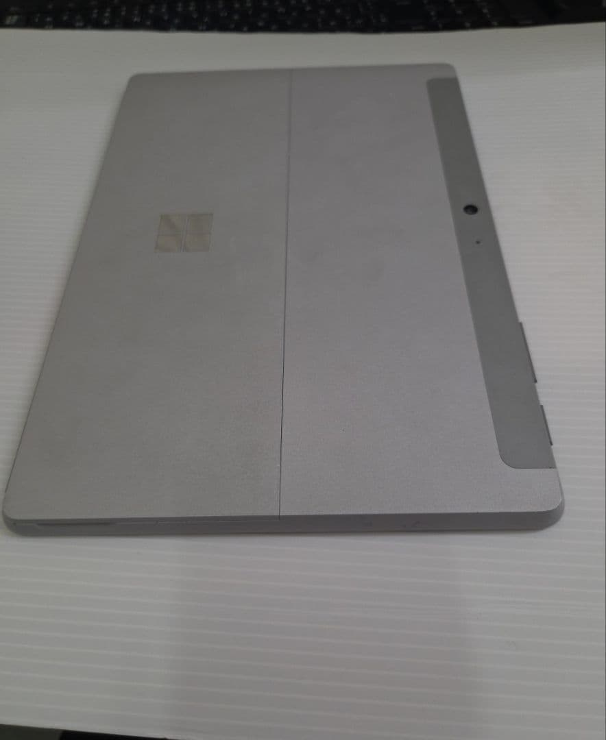 マイクロソフト Surface Go 1824（8GB）128GB