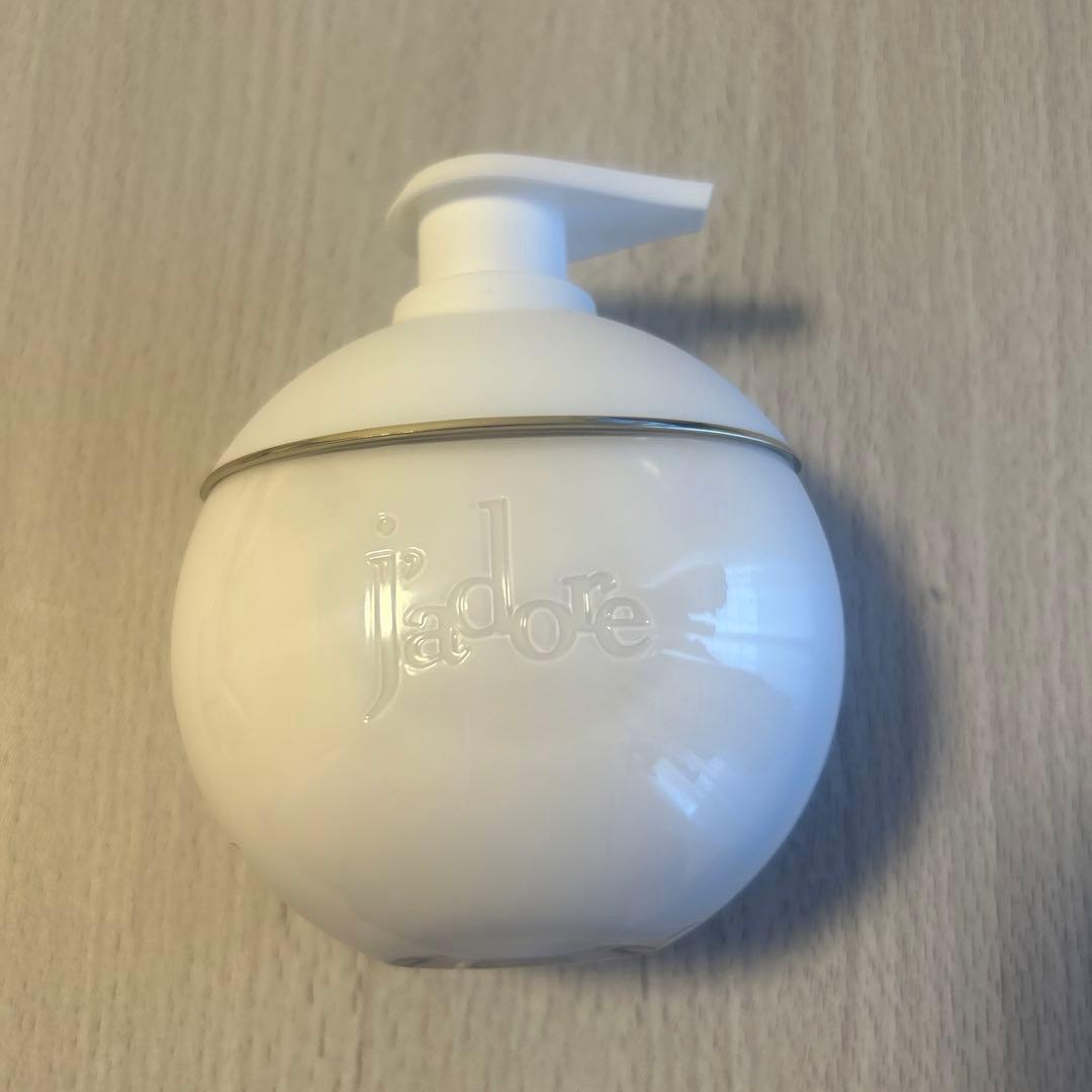 Dior　J'adore ボディクリーム