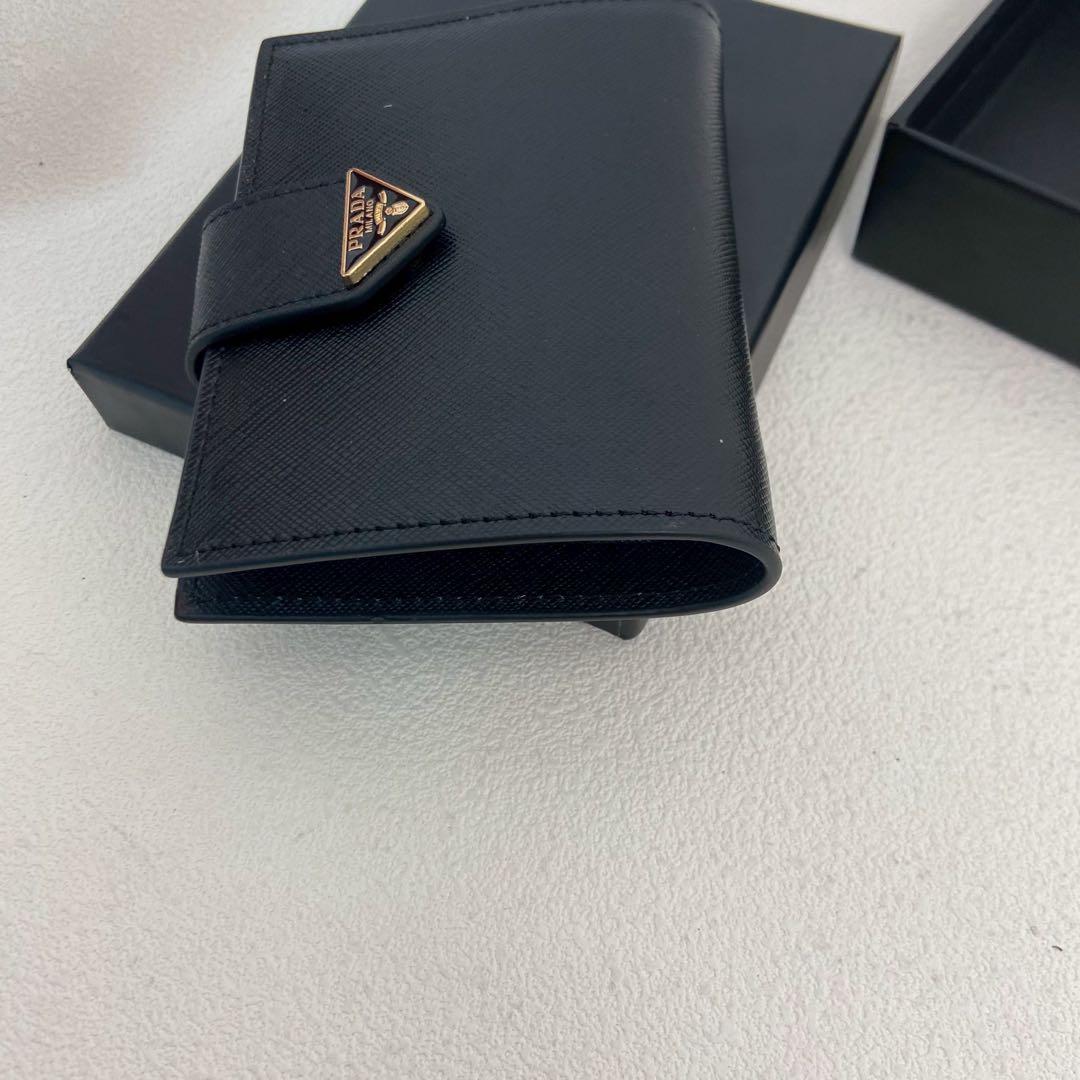 PRADA サフィアーノレザー 二つ折り財布 中古品