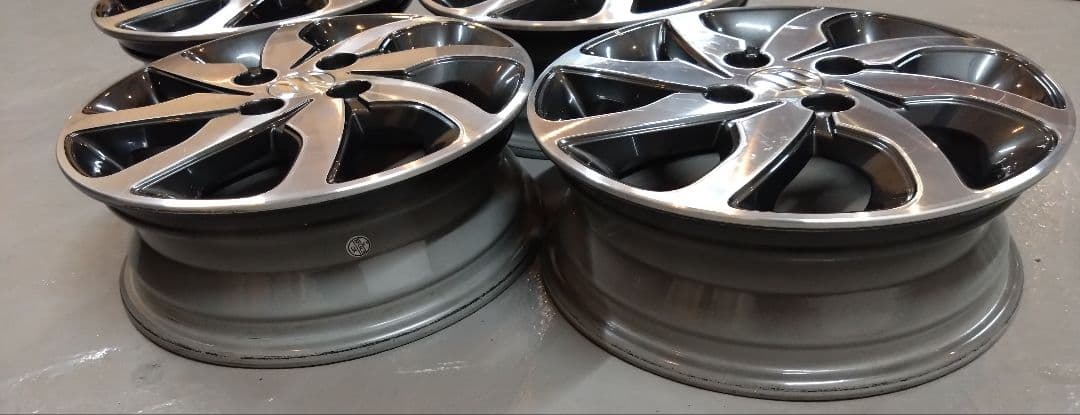 送料込　スズキ　純正ホイール　4本セット　そこそこ綺麗　SUZUKI　日産