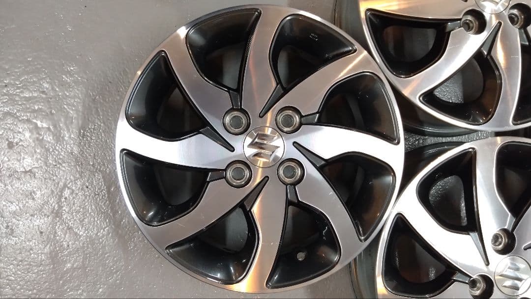 送料込　スズキ　純正ホイール　4本セット　そこそこ綺麗　SUZUKI　日産