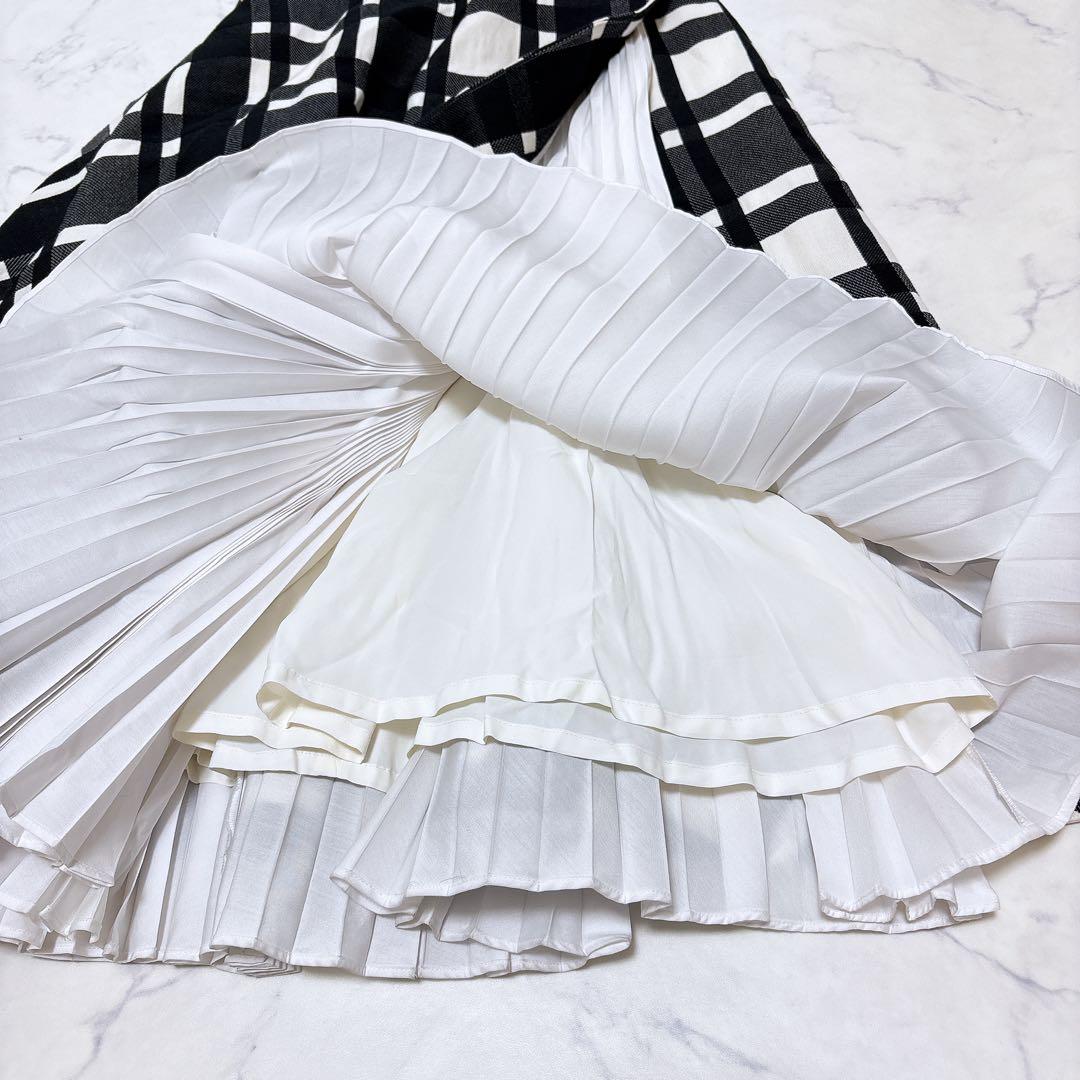 【美品】SHE TOKYO シートーキョー Nathalie プリーツ スカート
