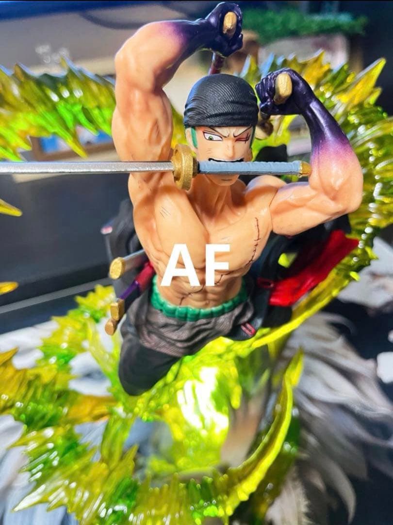 30cm ワンピース ロロノア・ゾロ フィギュア　ガレージキット