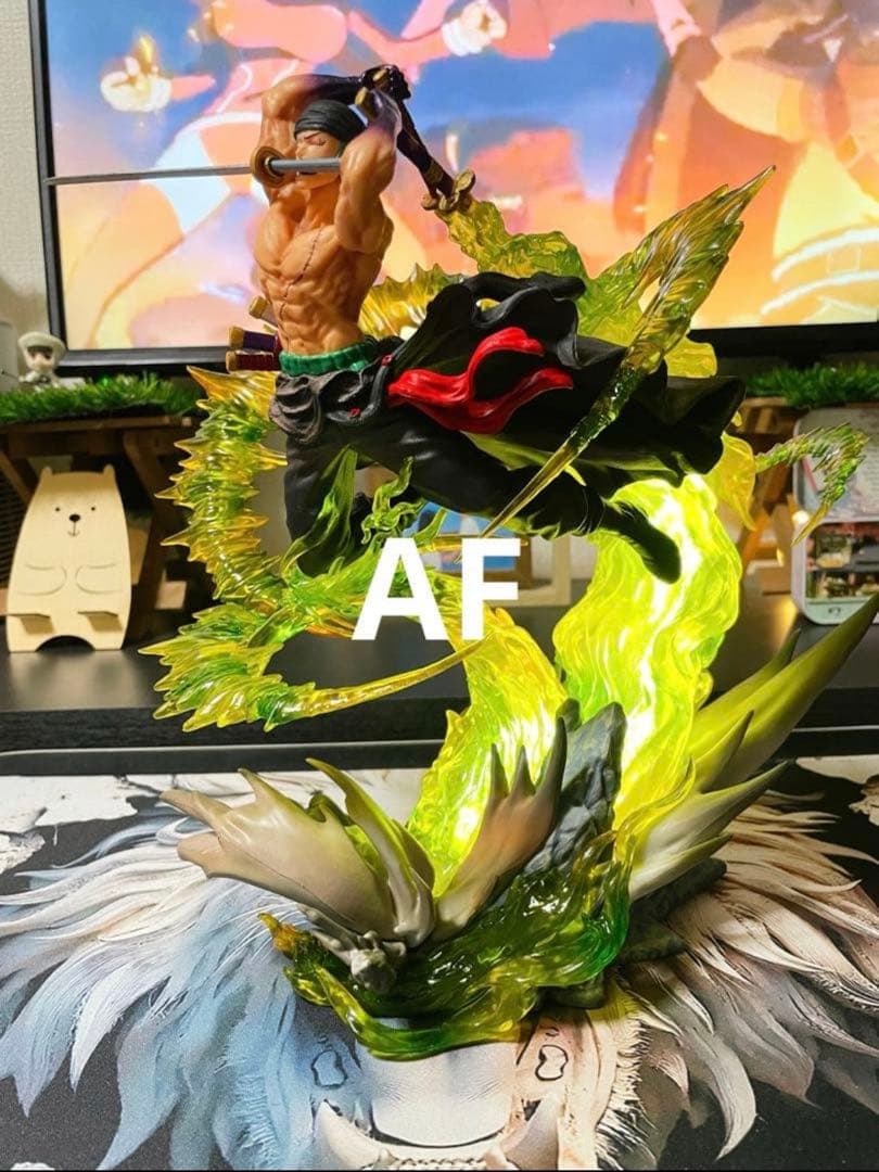30cm ワンピース ロロノア・ゾロ フィギュア　ガレージキット