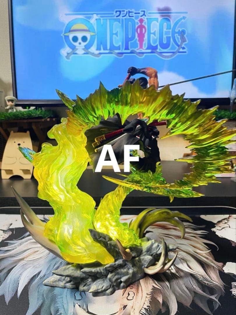 30cm ワンピース ロロノア・ゾロ フィギュア　ガレージキット