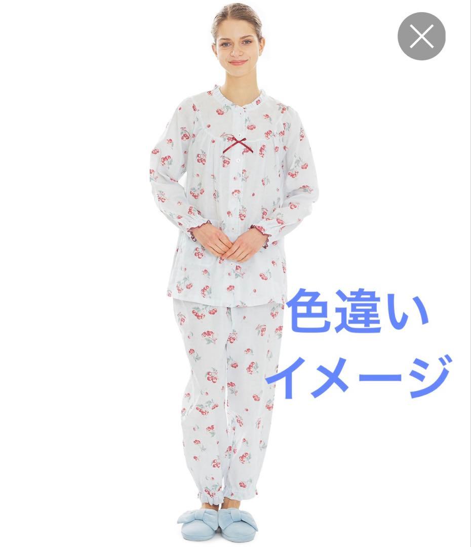 （新品未使用）ナルエーさくらんぼパジャマ　長袖長ズボン　白