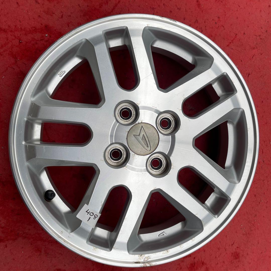 ダイハツ純正アルミホイール　15×4.5 PCD100+45　4本セツト。