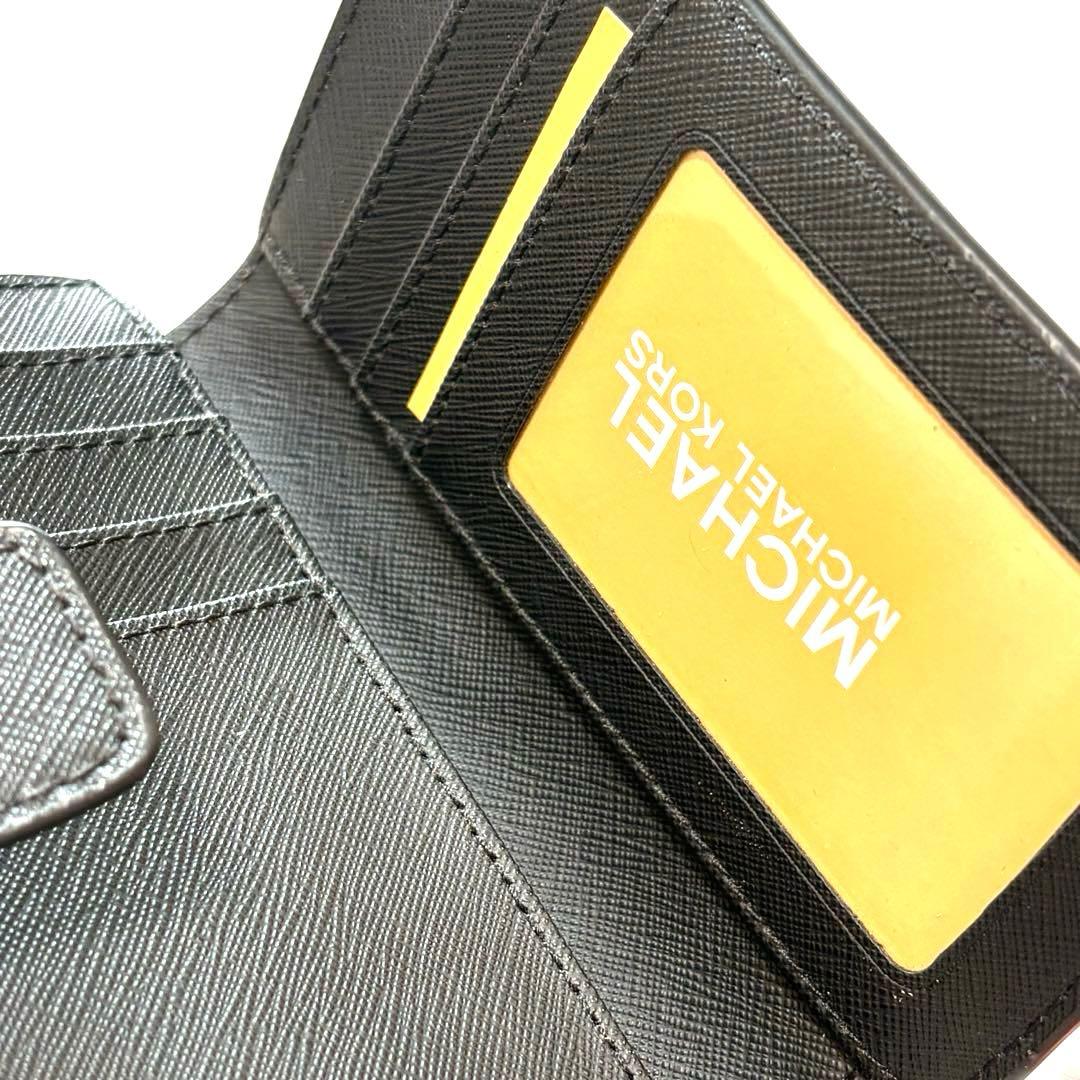 ⭐︎ 【新品、未使用品】かわいい♡マイケルコース 2つ折り財布ブラック