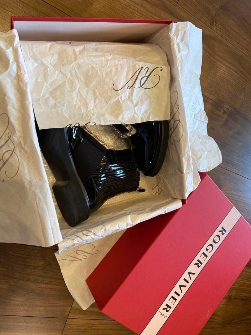 確実正規品 ロジェヴィヴィエ ROGER VIVIER チェルシー ブーツ