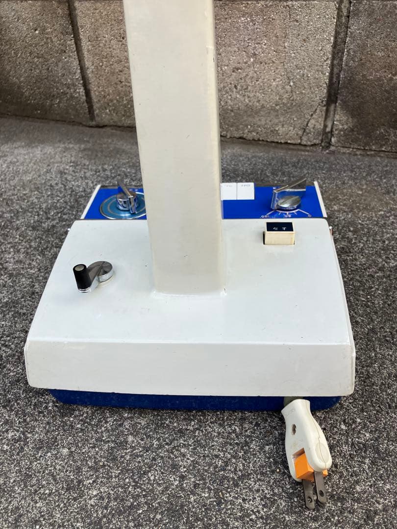 東芝 扇風機 MN 30㎝ 4枚羽 昭和レトロ アンティーク 稼動品