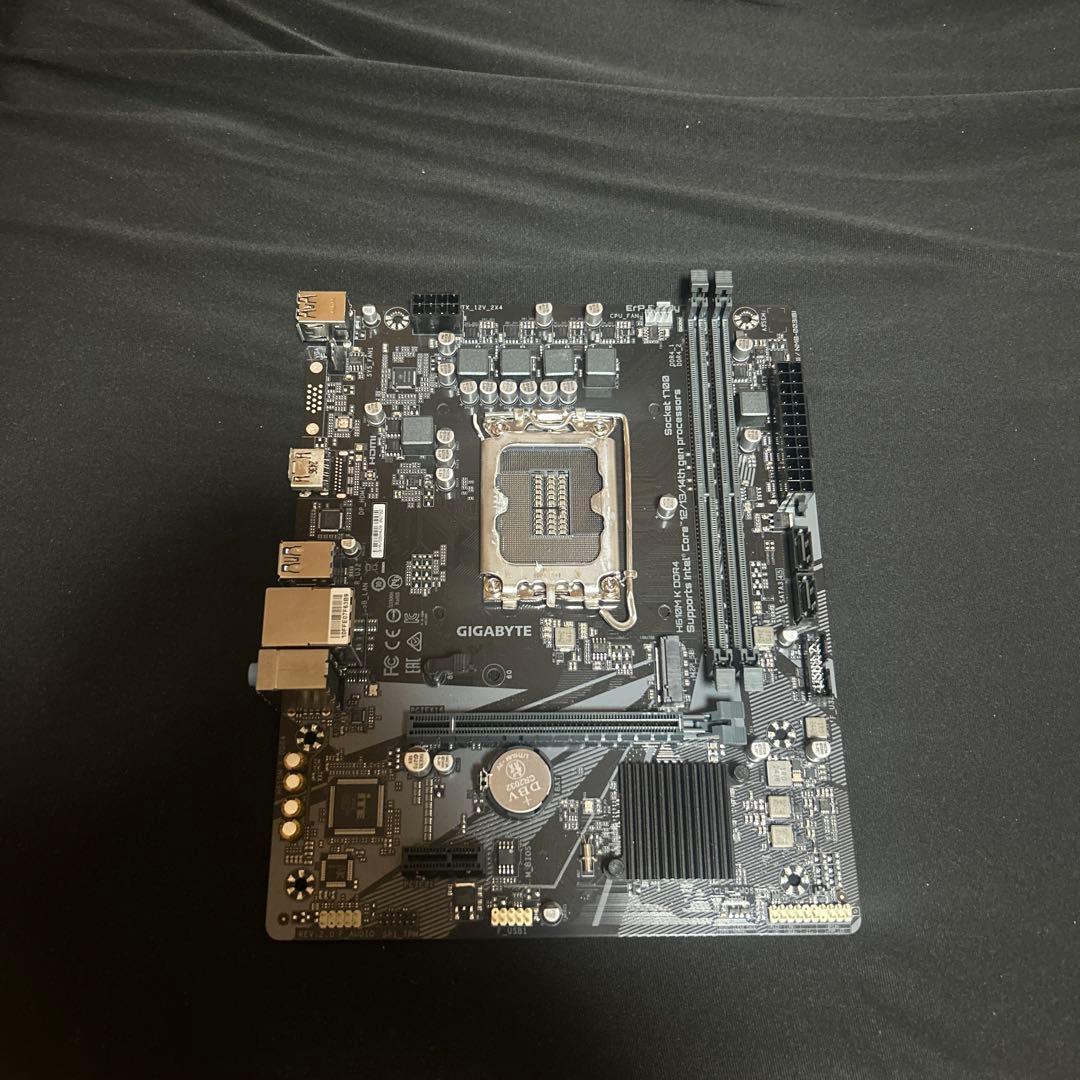 CPU、corei512400、マザボGIGABYTE H610M K DDR4