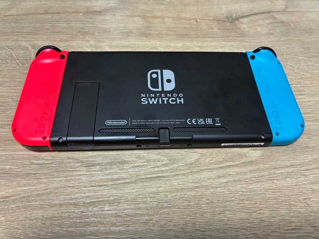 NAOさん専用【フィルム貼付済・ケース付】Nintendo Switch 本体