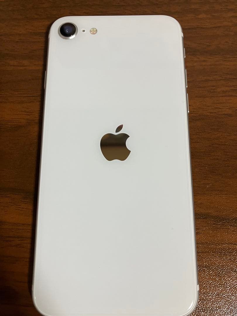 iPhone se2ホワイト 本体