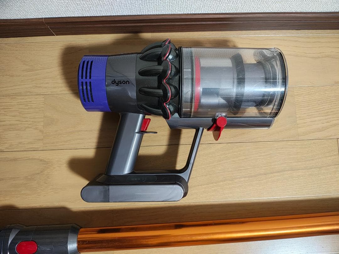ダイソン★コードレス掃除機★V10★ＳV12★バッテリーの状態良好★6