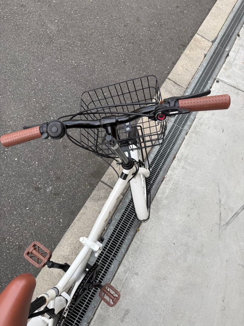 208 自転車 大阪市 【引取り限定】 20インチ 美品 折りたた変速付き