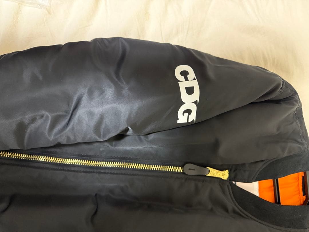 CDG ALPHAコラボMA-1 ブラック　M