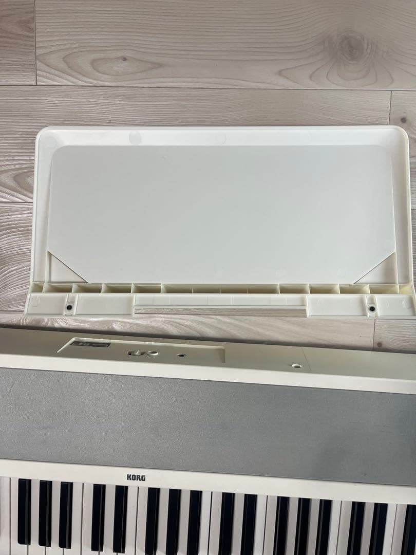 KORG 電子ピアノ B1 88鍵盤　ジャンク品