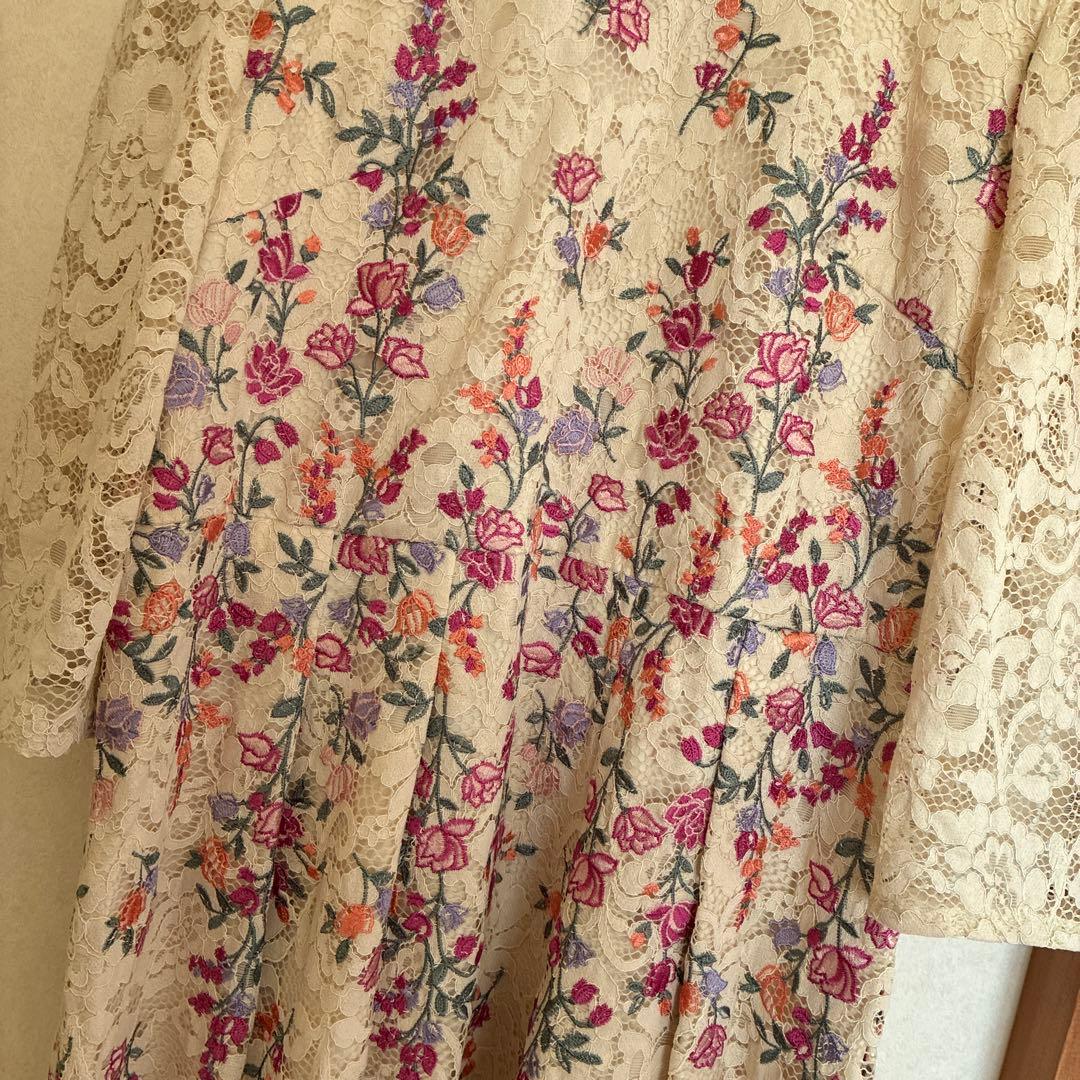 ローズティアラ☆花柄刺繍、ワンピース、スーパービューティー、大きいサイズ