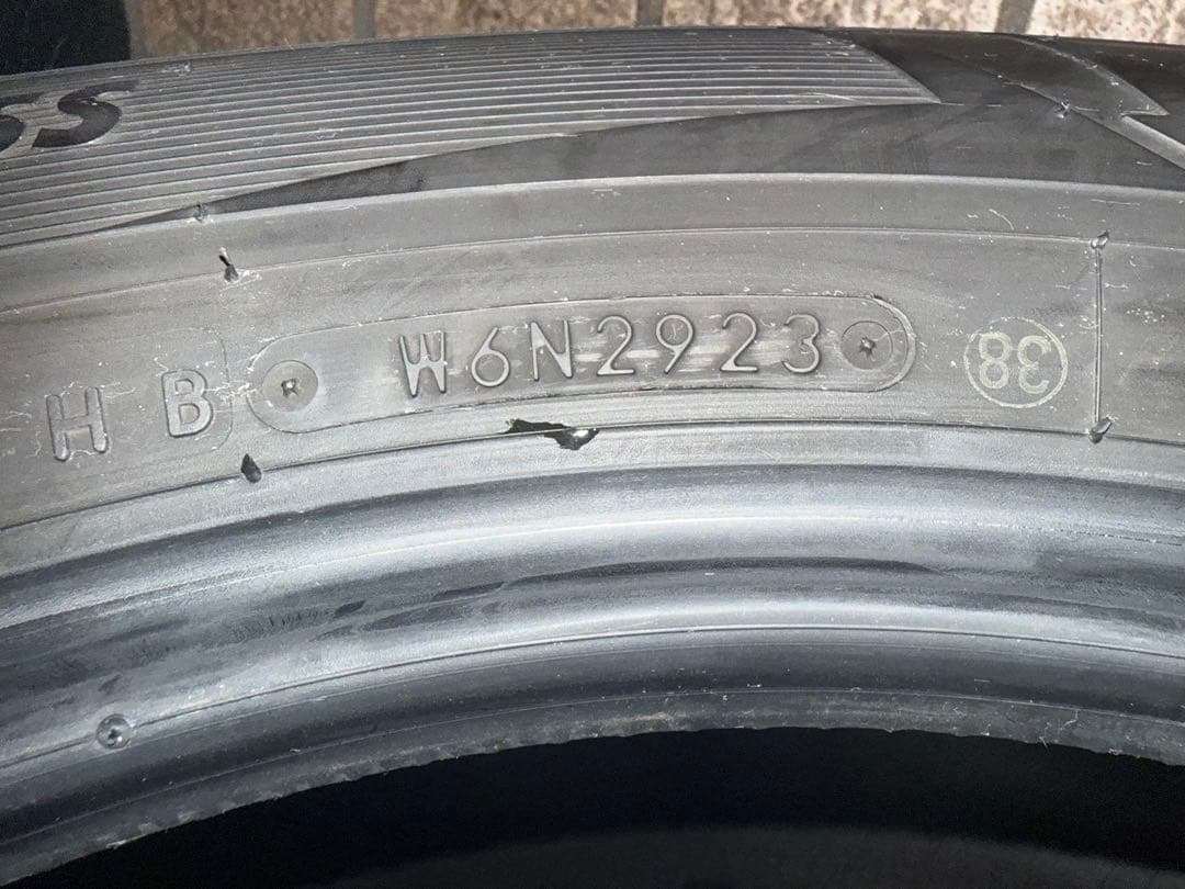 TOYO スタッドレスタイヤ 215/65R16