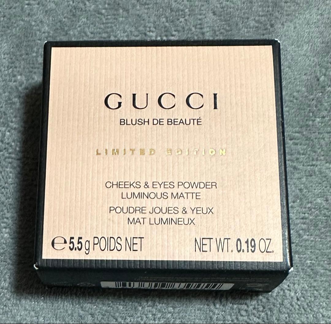GUCCI チーク アンド アイ 限定 完売色
