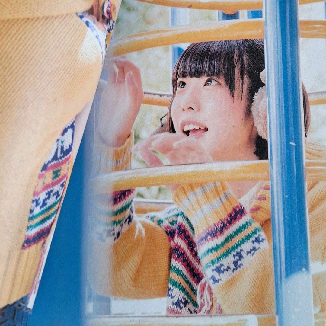 IDOL AND READ : 読むアイドルマガジン 002サイン入 + 写真