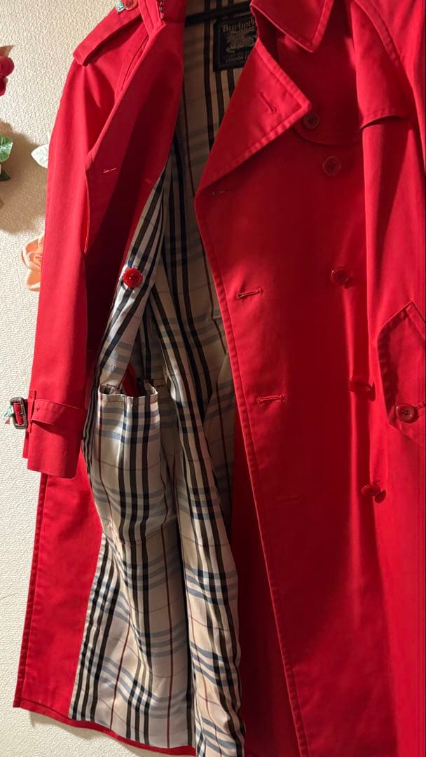 Burberry's 赤 裏ノバチェック トレンチコートクリーニング済L