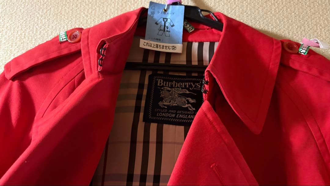 Burberry's 赤 裏ノバチェック トレンチコートクリーニング済L