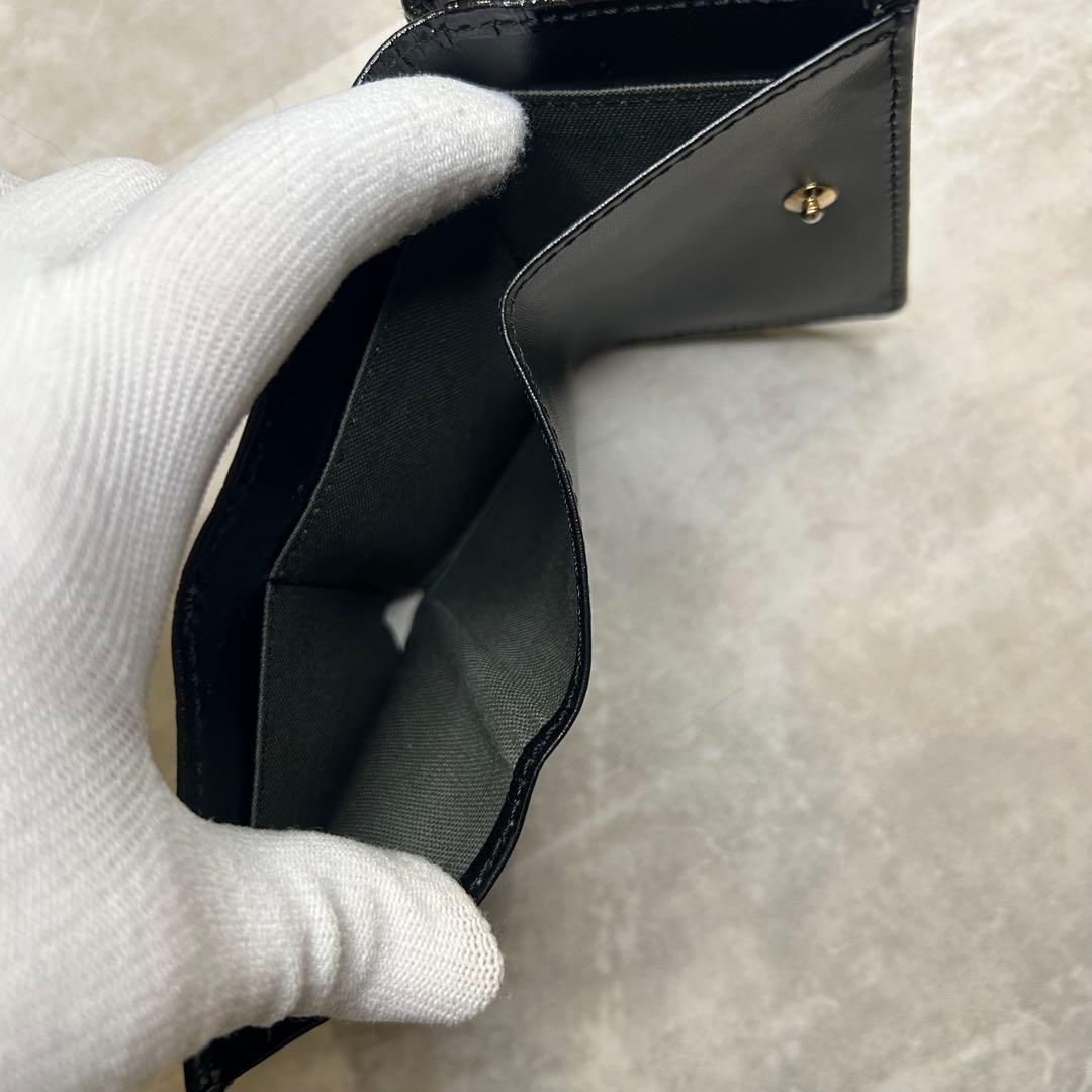 美品✨ Vivienne Westwood ブラック 三つ折財布 小銭入れあり