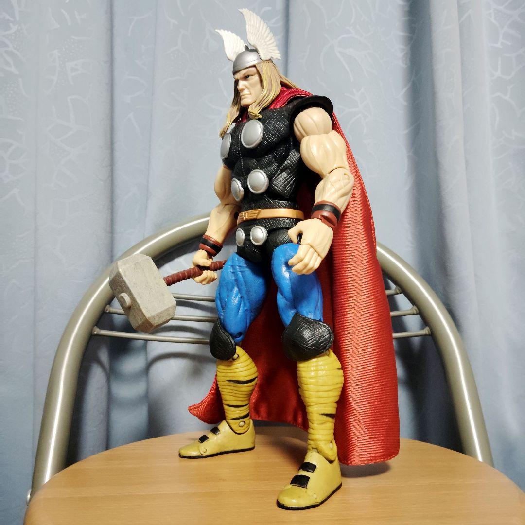 06'HASBRO/MARVEL LEGENDS ICONS“THOR”