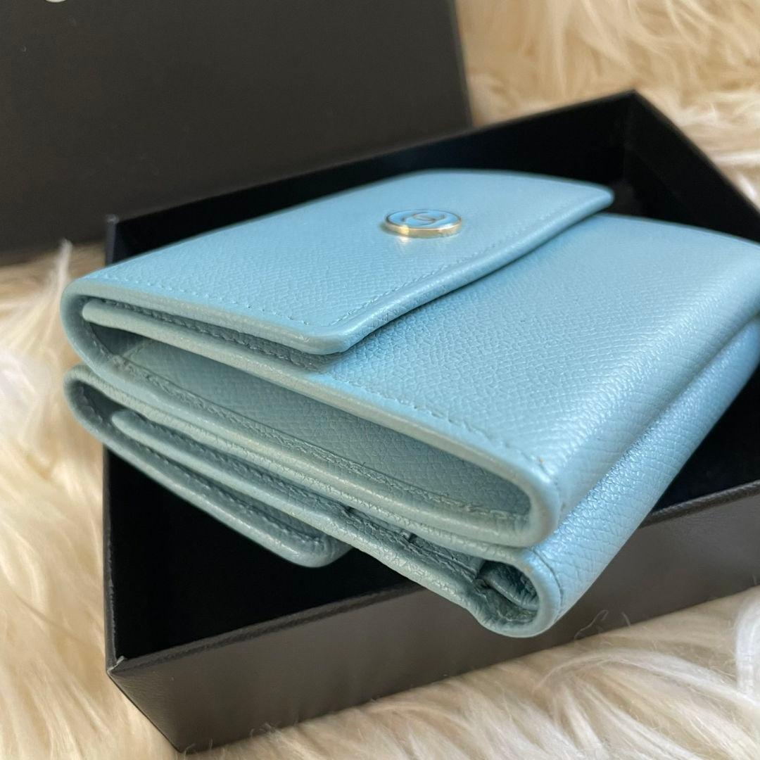 正規品 シャネル CHANEL 三つ折り 財布 ココボタン ブルー