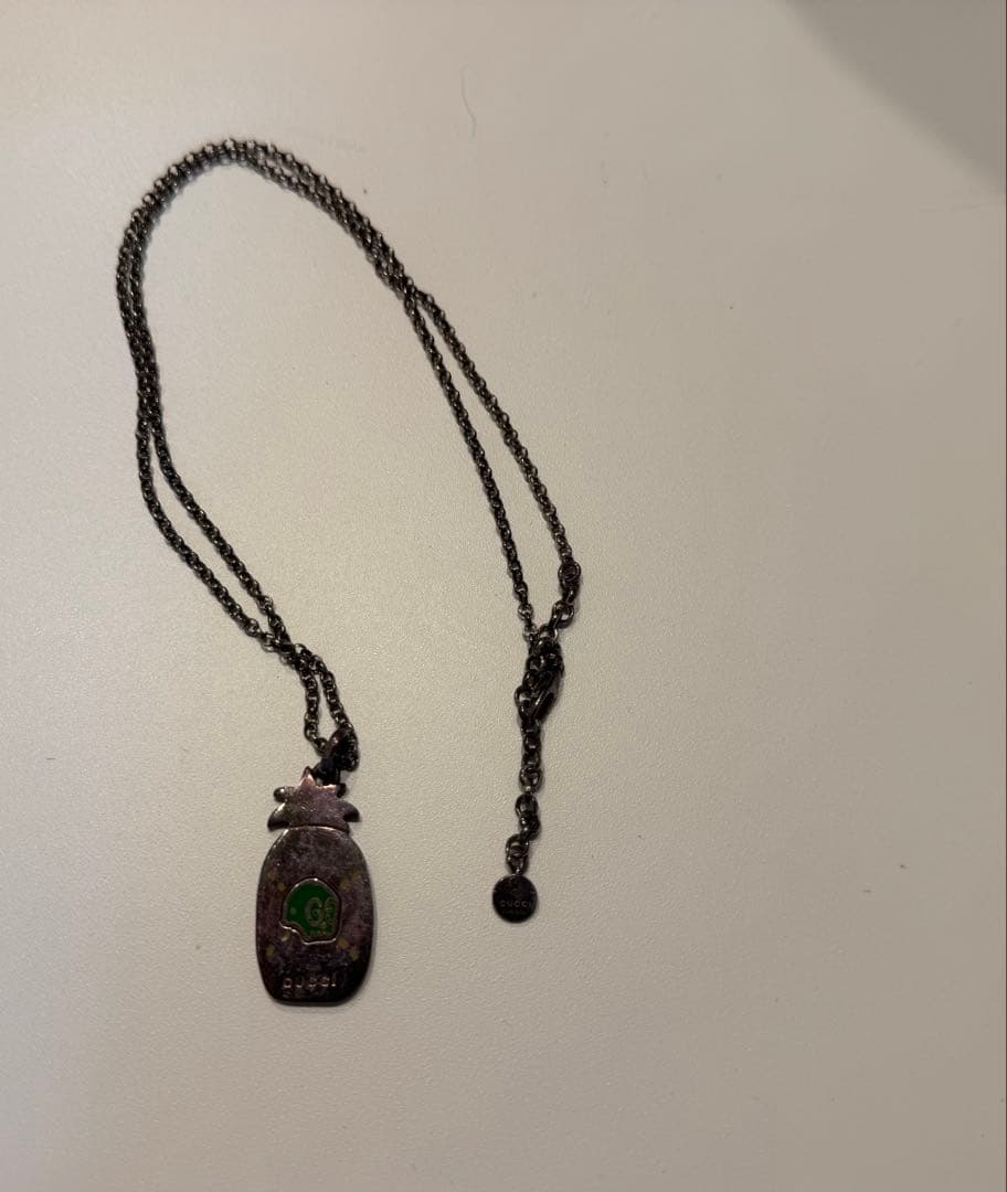 GUCCIパイナップルネックレス