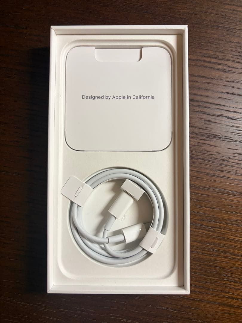 iPhone13 Blue 128GB バッテリー84%